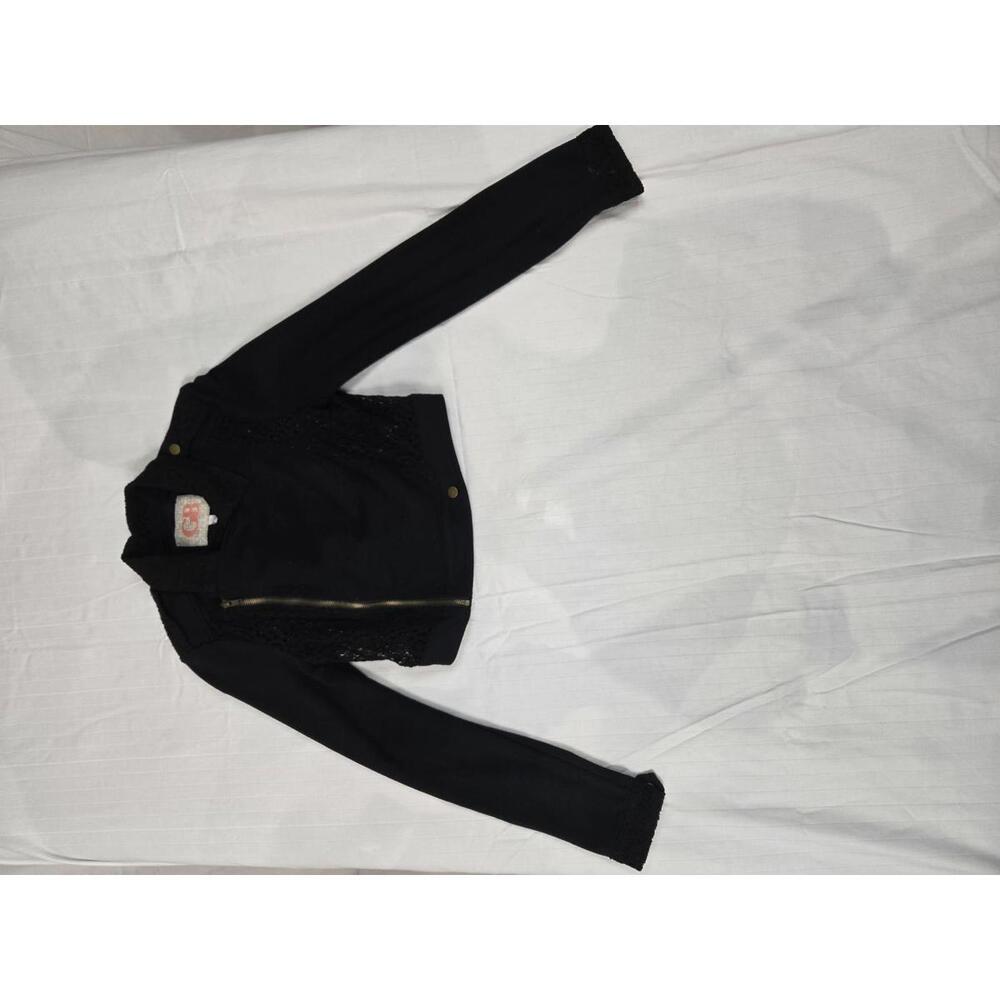 Stylish Black Cropped Jacket - image 1